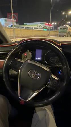 تۆیۆتا کامری